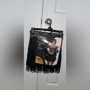 Flapper Kit from Spirit Halloween